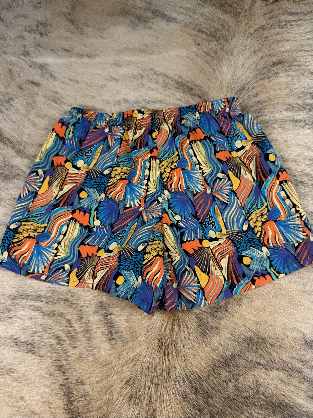 Patagonia Women’s Baggies Shorts 5” Abstract Tropical Print Size Small - Picture 9 of 11